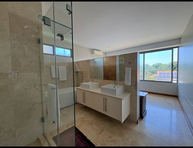 3 BEDROOM CLUSTER FOR SALE IN ZIMBALI ESTATE